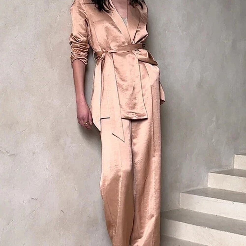 BANANA REPUBLIC (NWT) Rose Gold 2-Piece Suit Size XS - NWT
